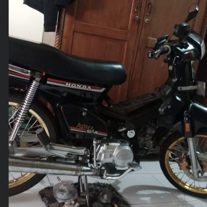 Sepeda Motor HONDA  Astrea STAR