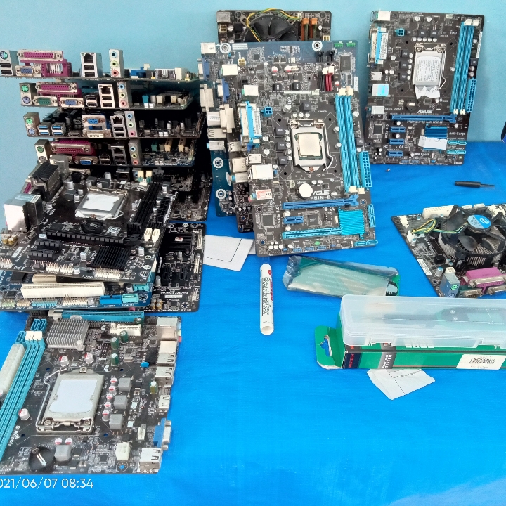 Servis Motherboard PC 2