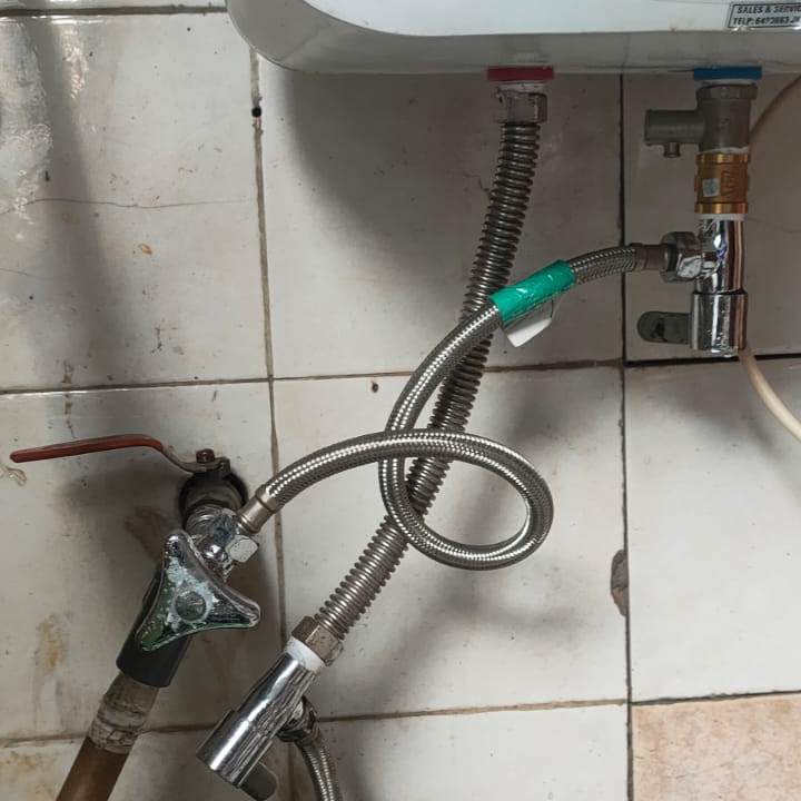 Servis Water Heater