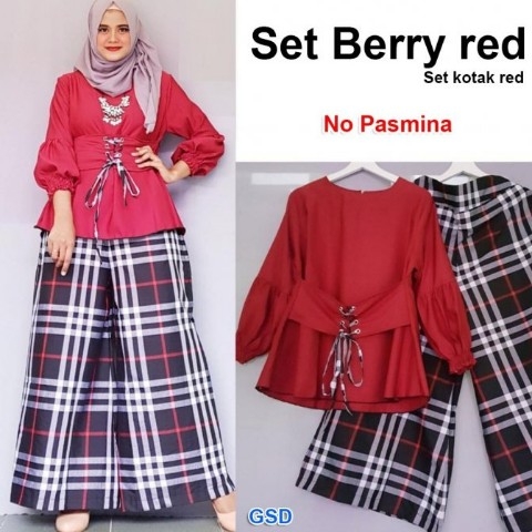 Setelan Red Berry