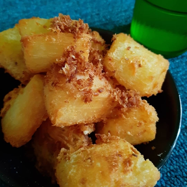 Singkong Retak Bumbu