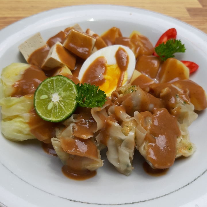 Siomay Ayam Saos Kacang