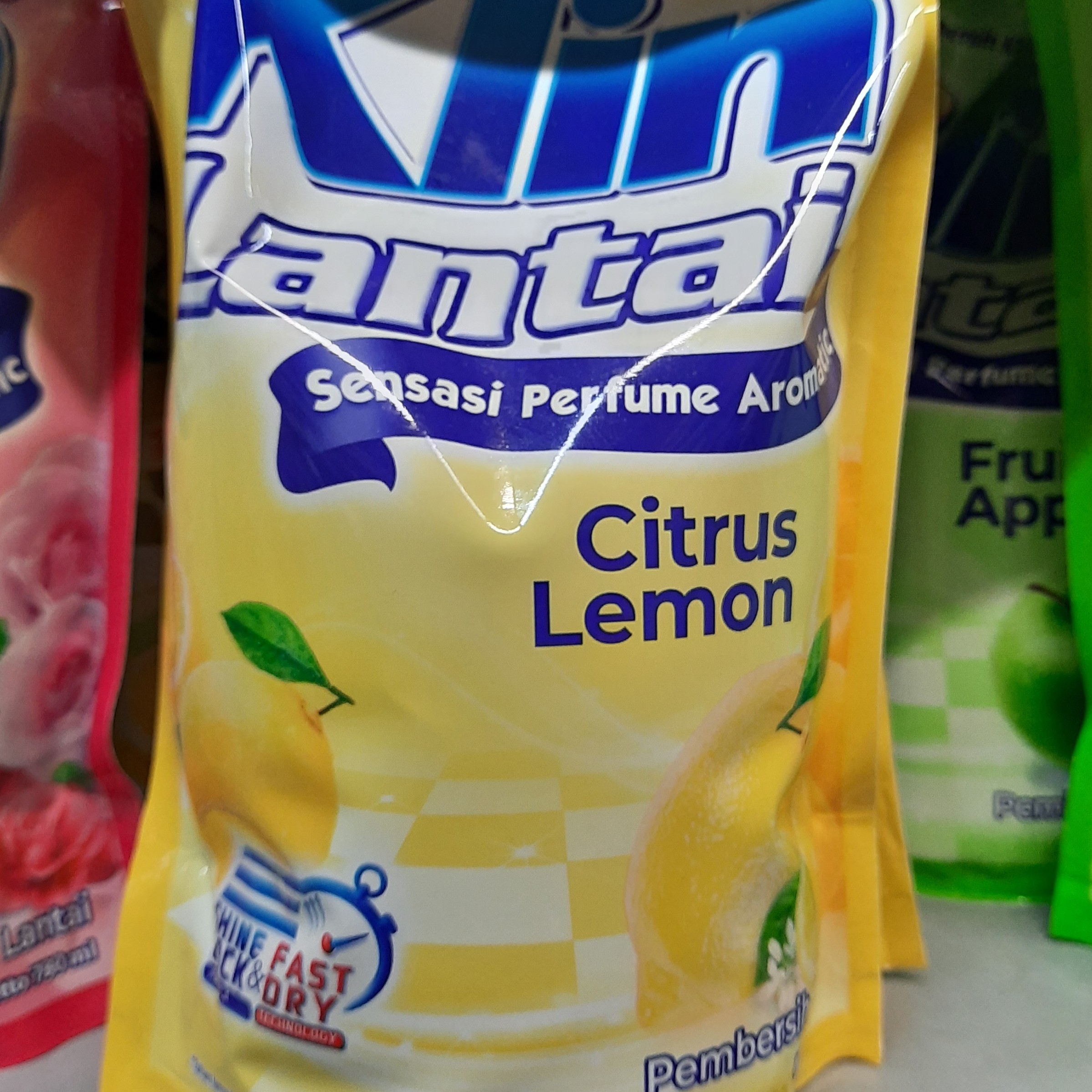 Soklin Lantai Citrus Lemon