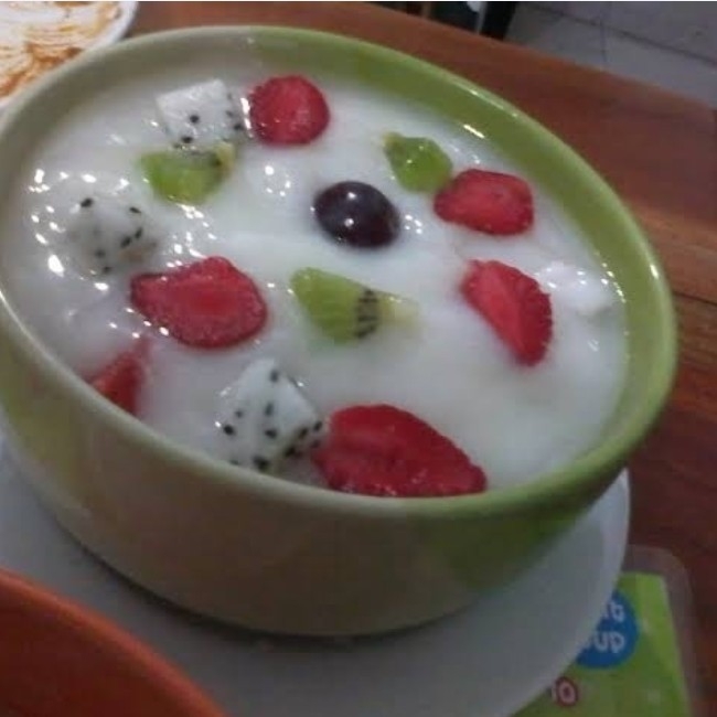 Sop Buah Kaldu Sirsak