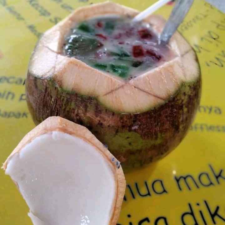 Sop Kelapa Muda Endulll