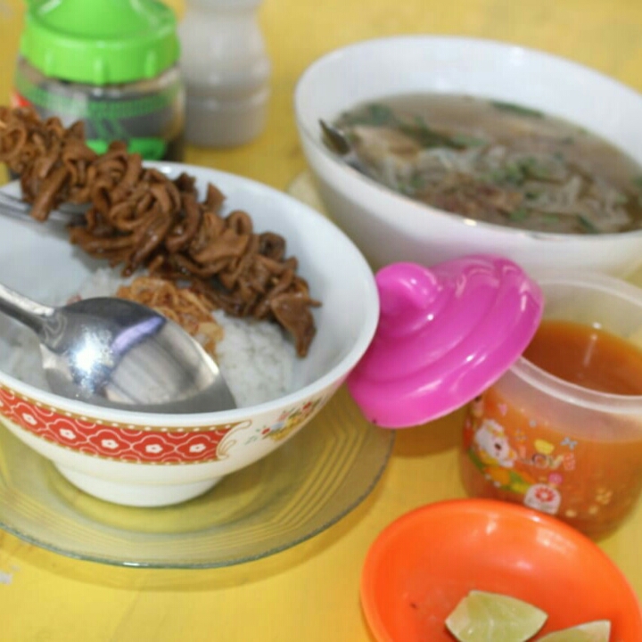 Sop Sayap Ayam Kampung Plus Nasi