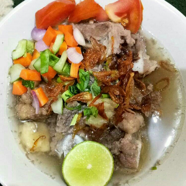 Sop Tulang Iga Sapi