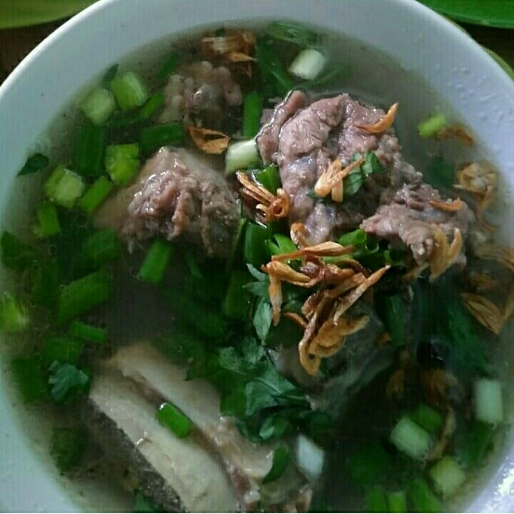 Sop Tulang Iga Sapi