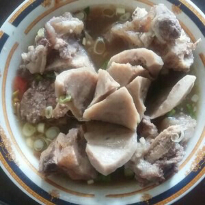 Sop Tulang Murni Campur Bakso