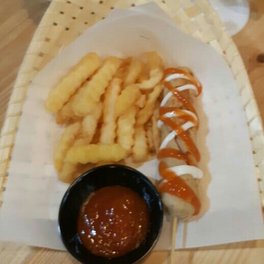 Sosis Bakar dan French Fries