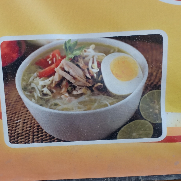 Soto Ayam Bening Plus Ceker