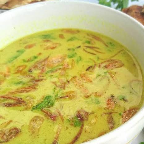 Soto Ayam Komplit