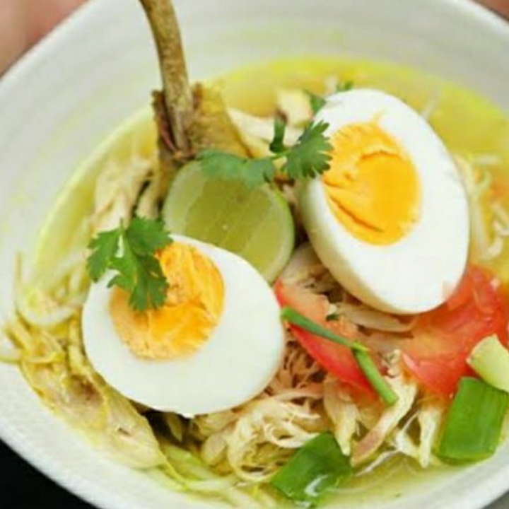 Soto Bening Ayam Kampung  Cincang