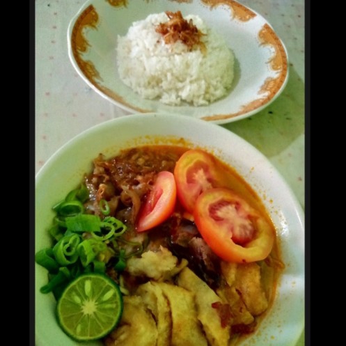 Soto Mie Dan Nasi