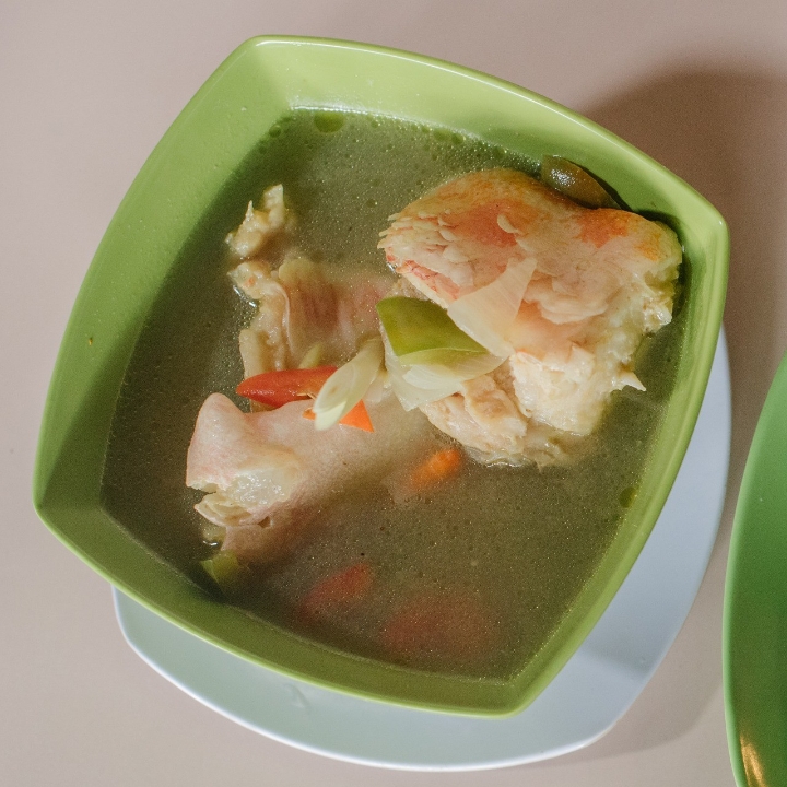 Soup Kepala Ikan Salmon