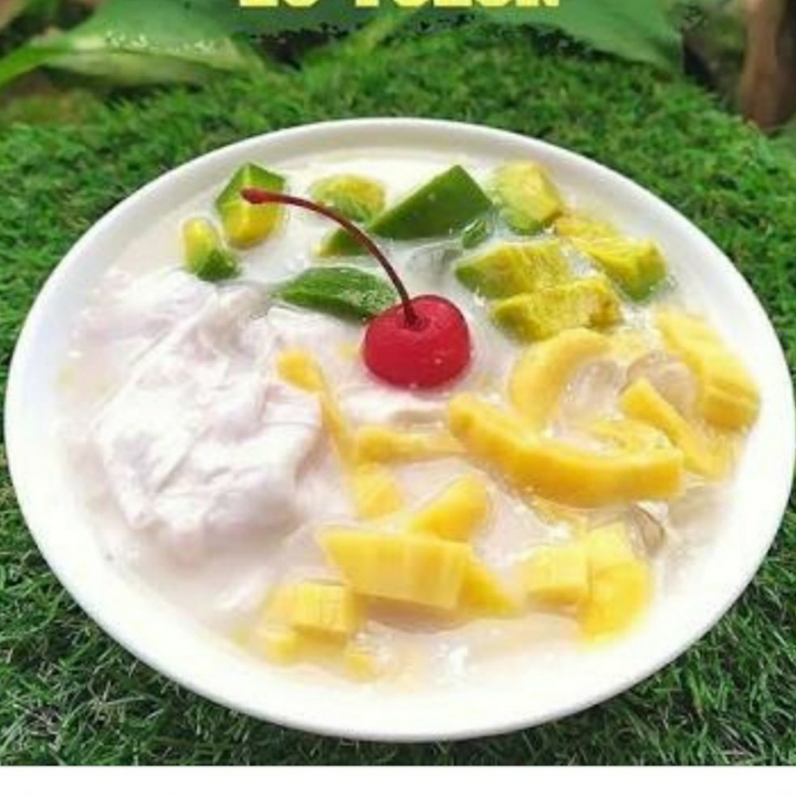 Soup Nangka Alpukat Kelapa Muda