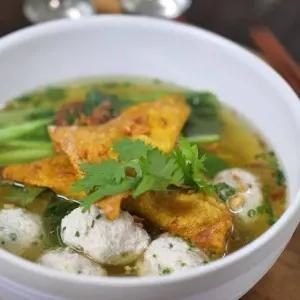 Soup bakso sapi