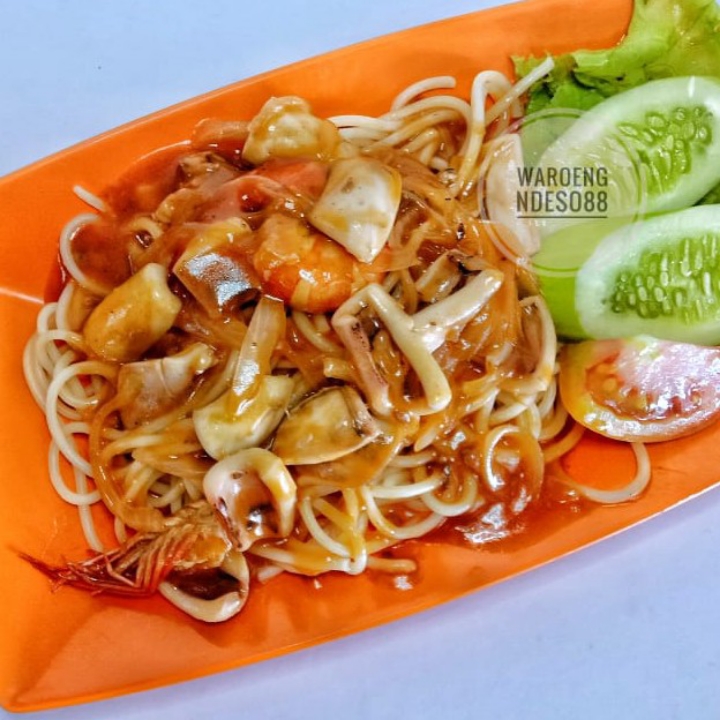 Spageti Seafood 