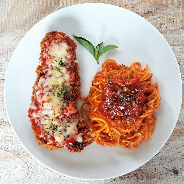 Spaghetti Chicken Parmigiana 