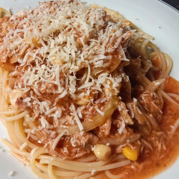 Spaghetti Tuna with Bolognaise Sauce