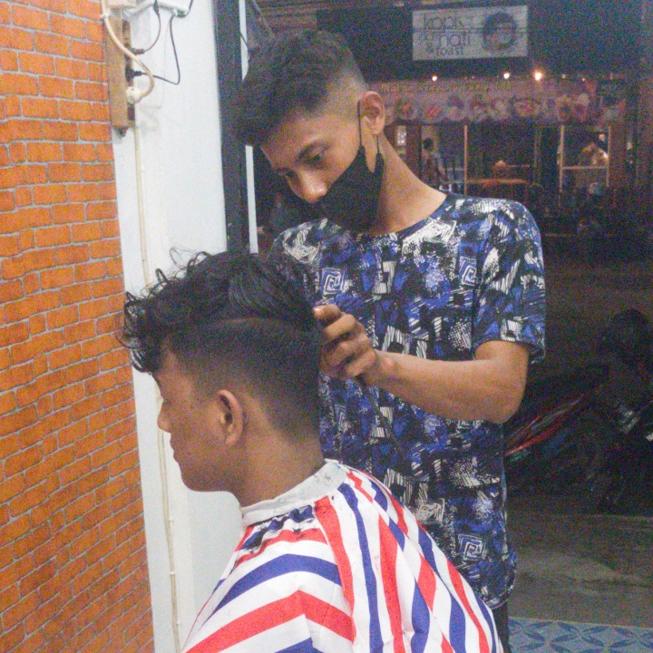 Spesialist Cukur rambut Pria 3