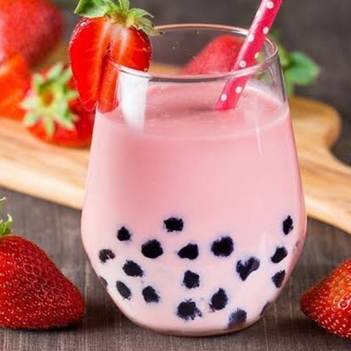 Stroberry Milk Drink 2