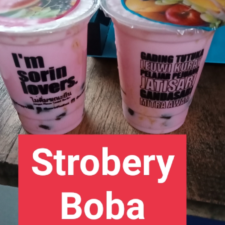 Strobery Boba