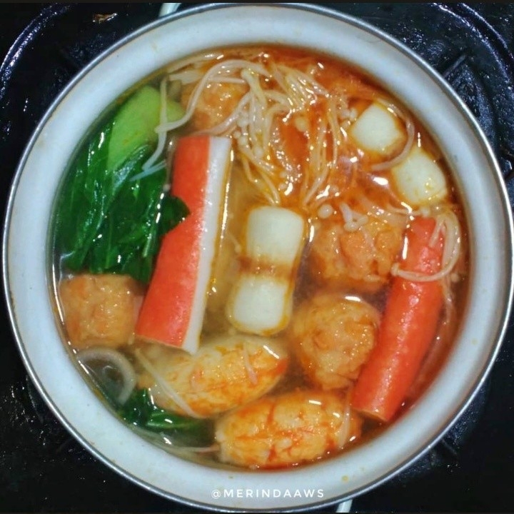 Suki TOMYAM