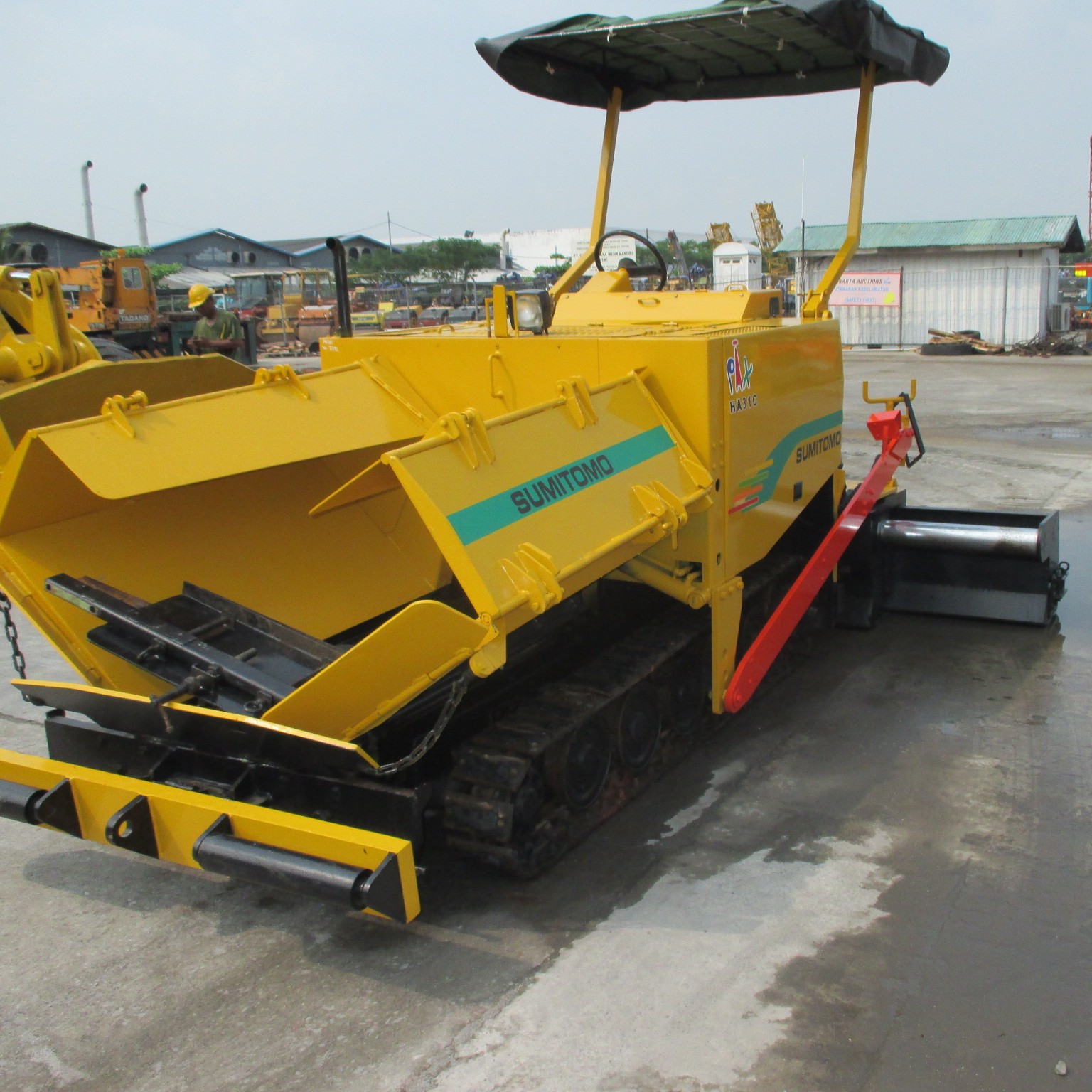 Sumitomo HA31C Asphalt Finisher 2