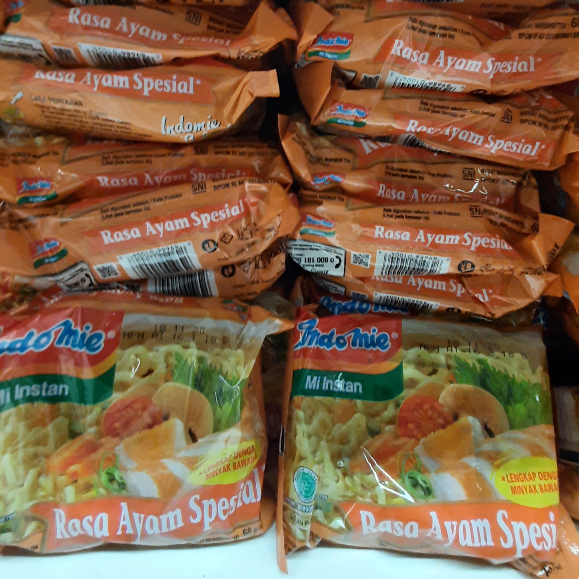 Supermi Rasa Ayam Spesial