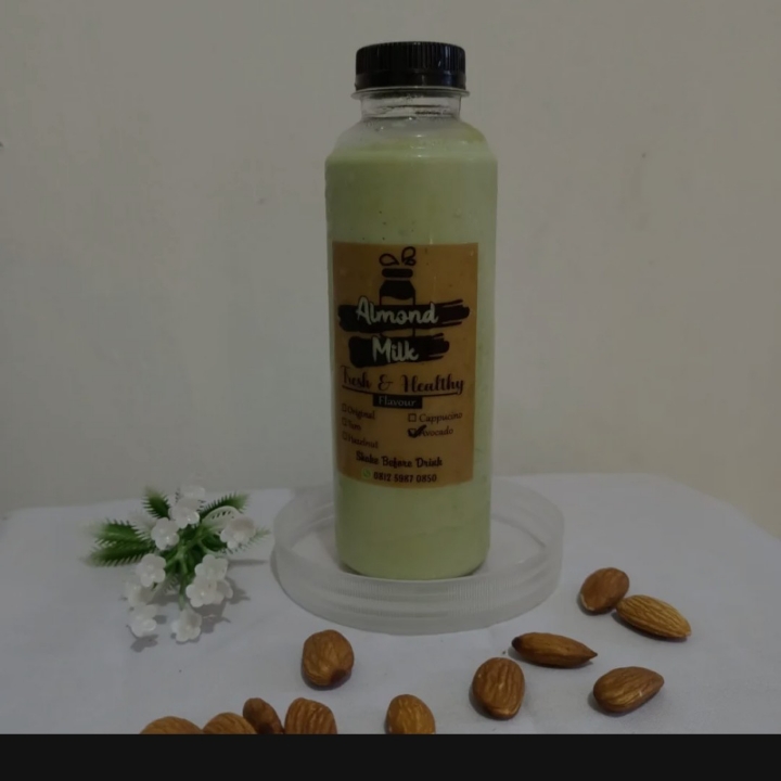 Susu Almond Dengan Rasa Avocado 250 ml