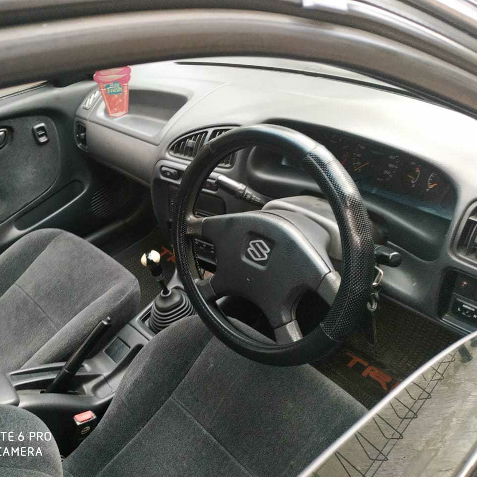 Suzuki Baleno 4