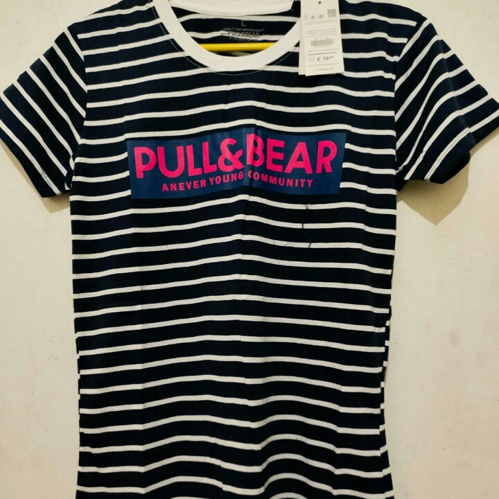 T-shirt 4