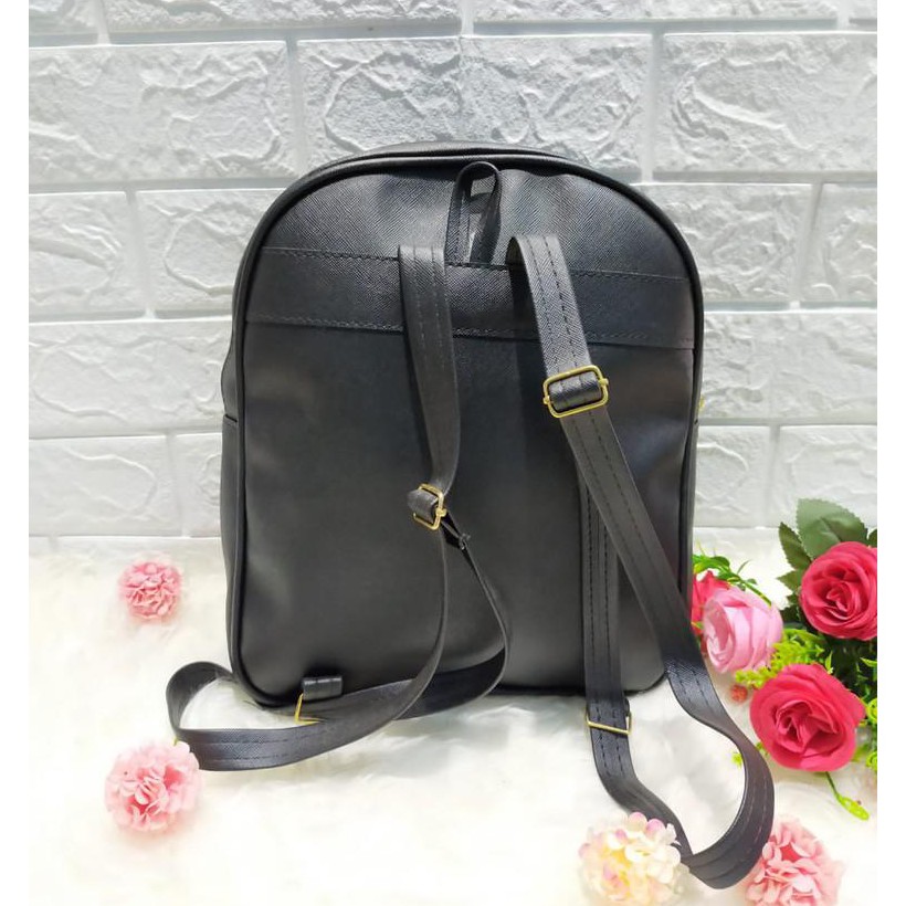 TAS RANSEL WANITA MOTIF SAYUR 2