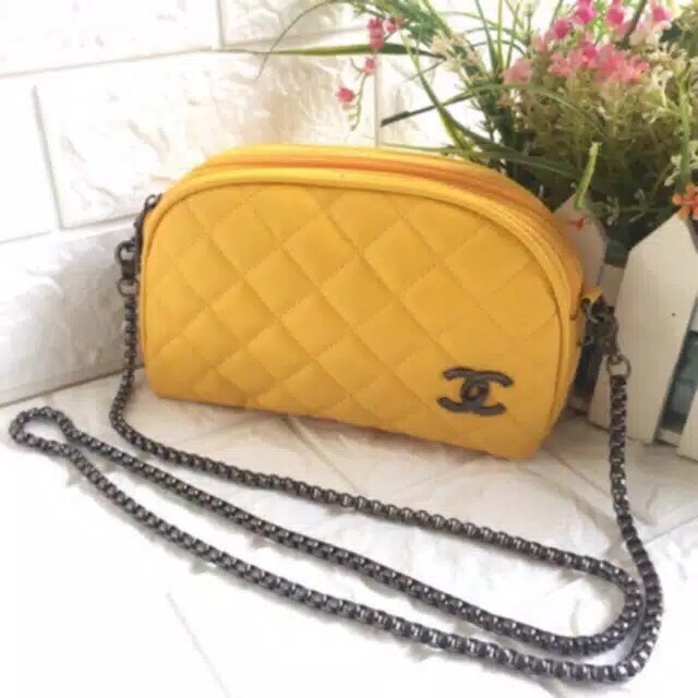 TAS SELEMPANG CHANEL