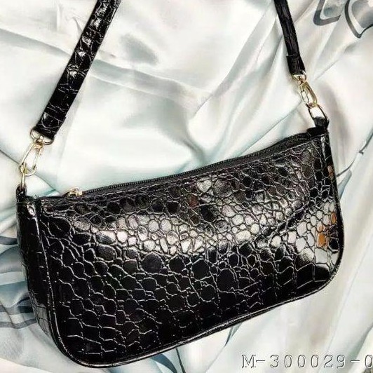 TAS SELEMPANG WANITA DILA CROCO 2