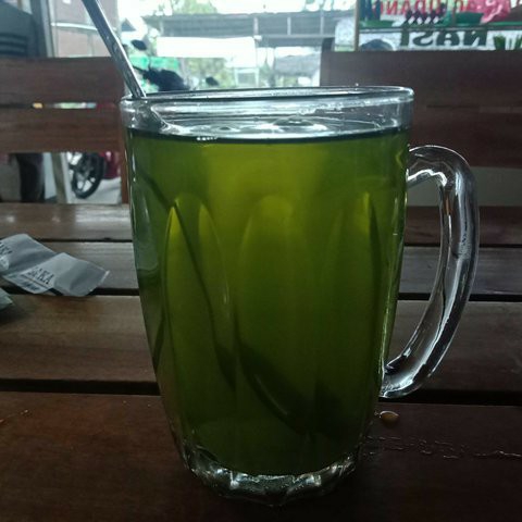 TEH HIJAU PAHIT PANAS