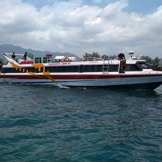 Fastboat Lombok-Bali 4