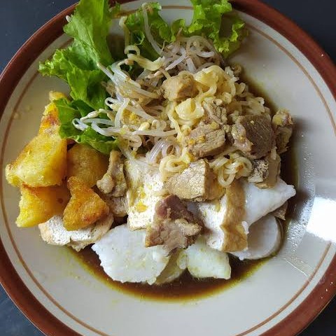 Tahu Campur