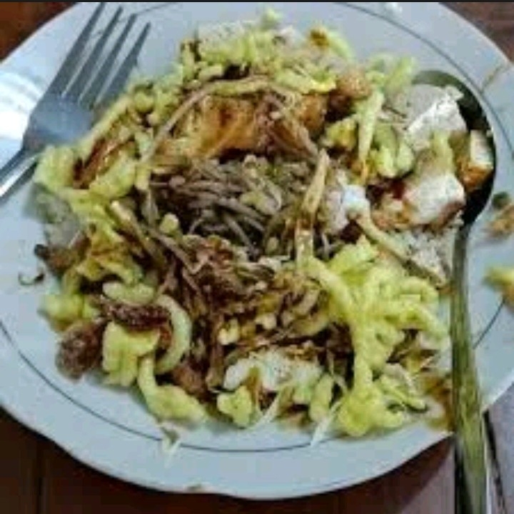 Tahu Campur