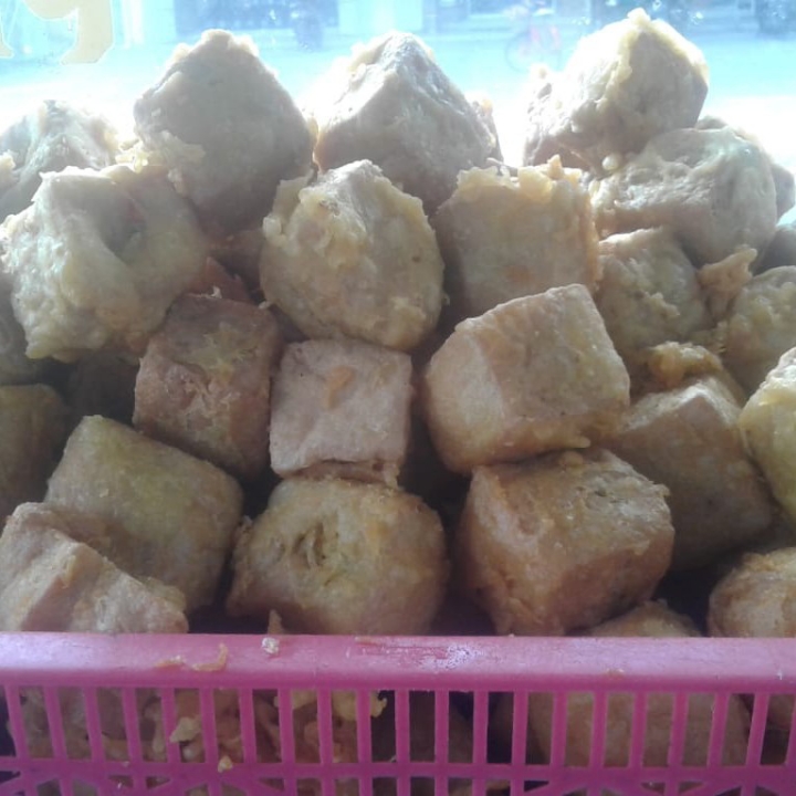 Tahu Isi 8 Buah Rp 5500