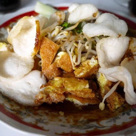 Tahu Lontong