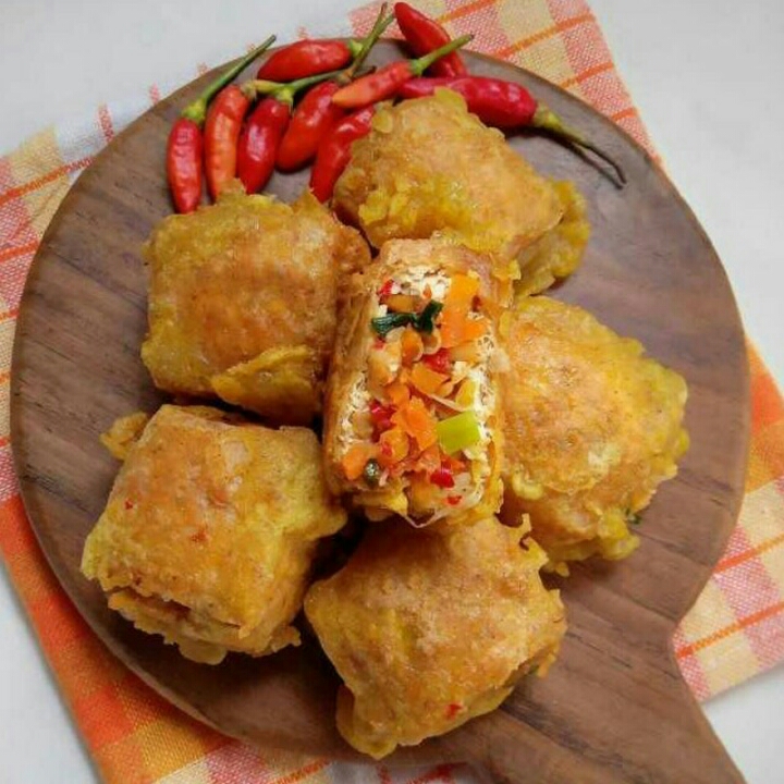 Tahu Mercon Isian Sayur Dan Ayam Swir