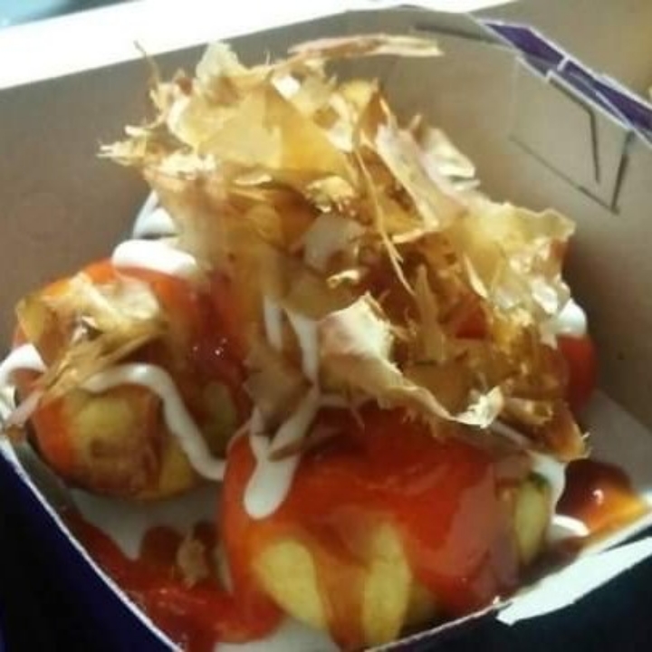 Takoyaki Cumi-cumi