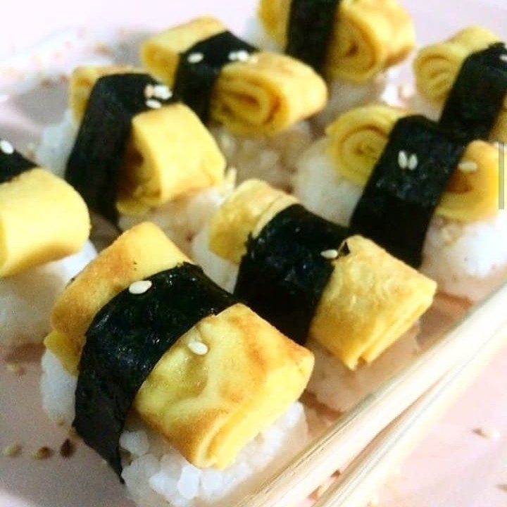 Tamago Sushi