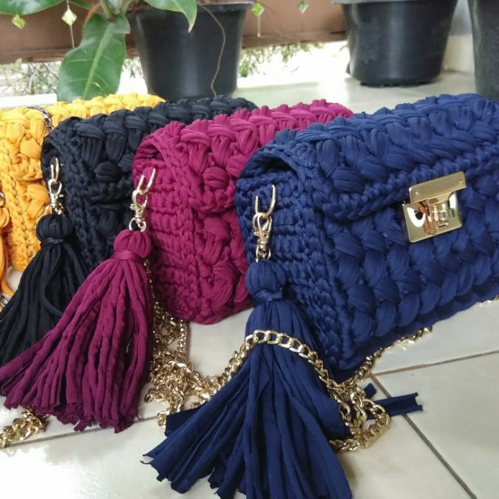 Tas Rajut Tyarn Puff 4