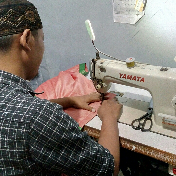 Teguh Tailor Dan Fashion 2