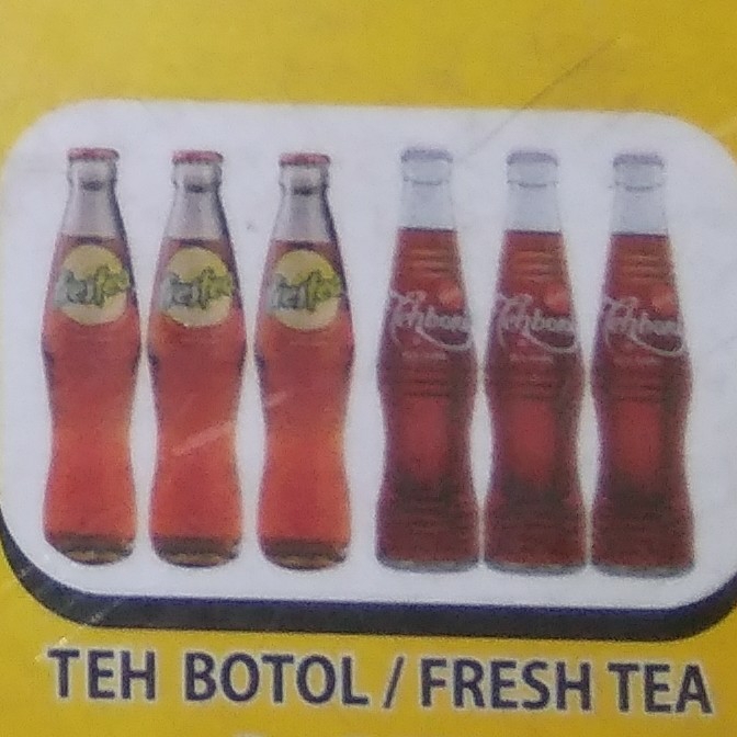 Teh Botol Or Fresh Tea