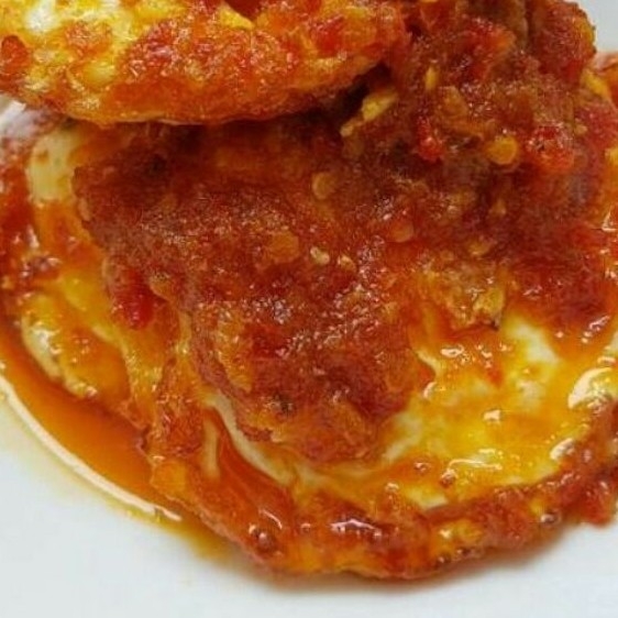 Telur Ceplok Balado