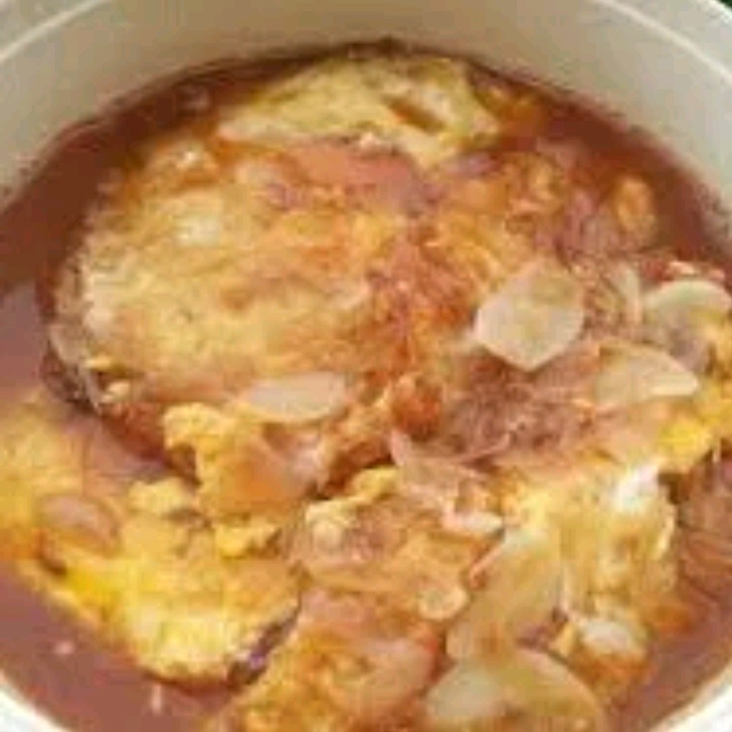 Telur Ceplok Kuah Merah